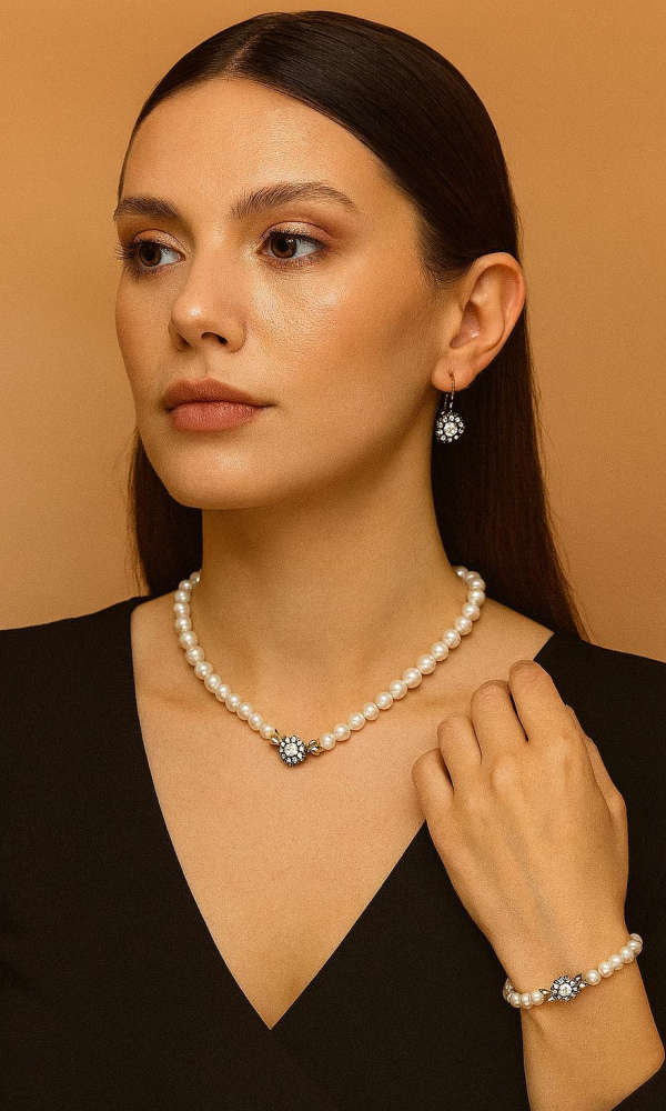 Ayzen Çiçek Model Taşlı İnci Set 50cm